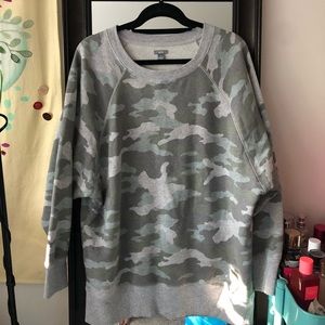 Grey Camo American Eagle/Aerie City Sweatshirt